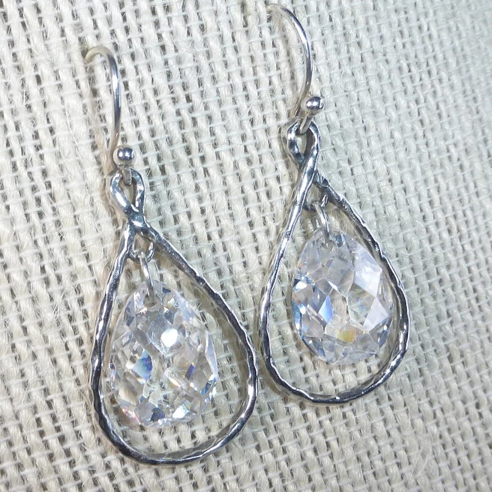 SOLD Silpada W2284 Harbor Lights Sterling Silver Cubic Zirconia Earrings .925 - Picture 4 of 5
